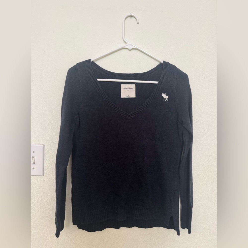 Abercrombie V neck Sweater